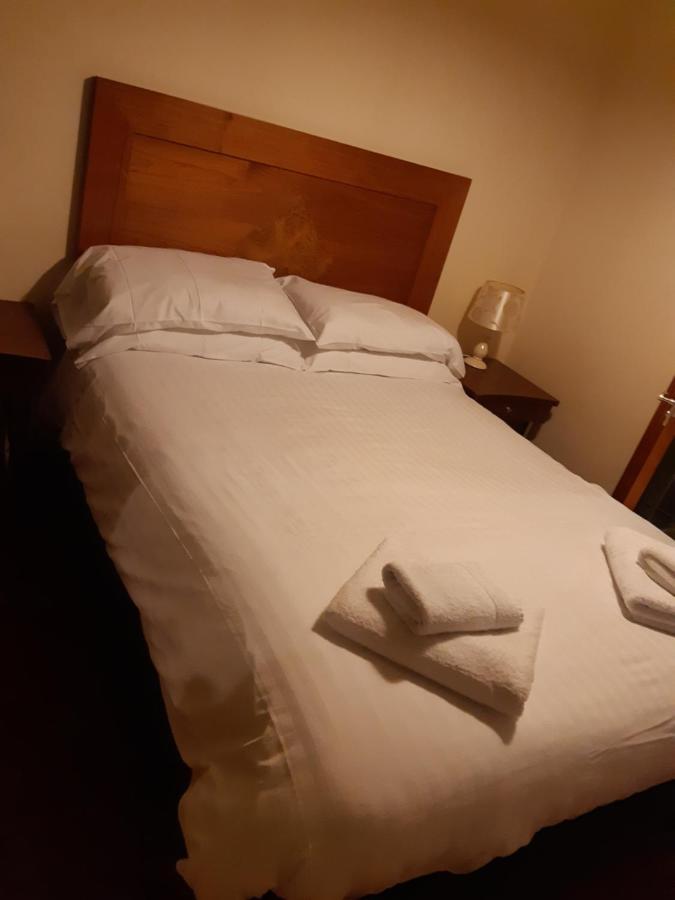 The Castle Inn Wigmore Extérieur photo